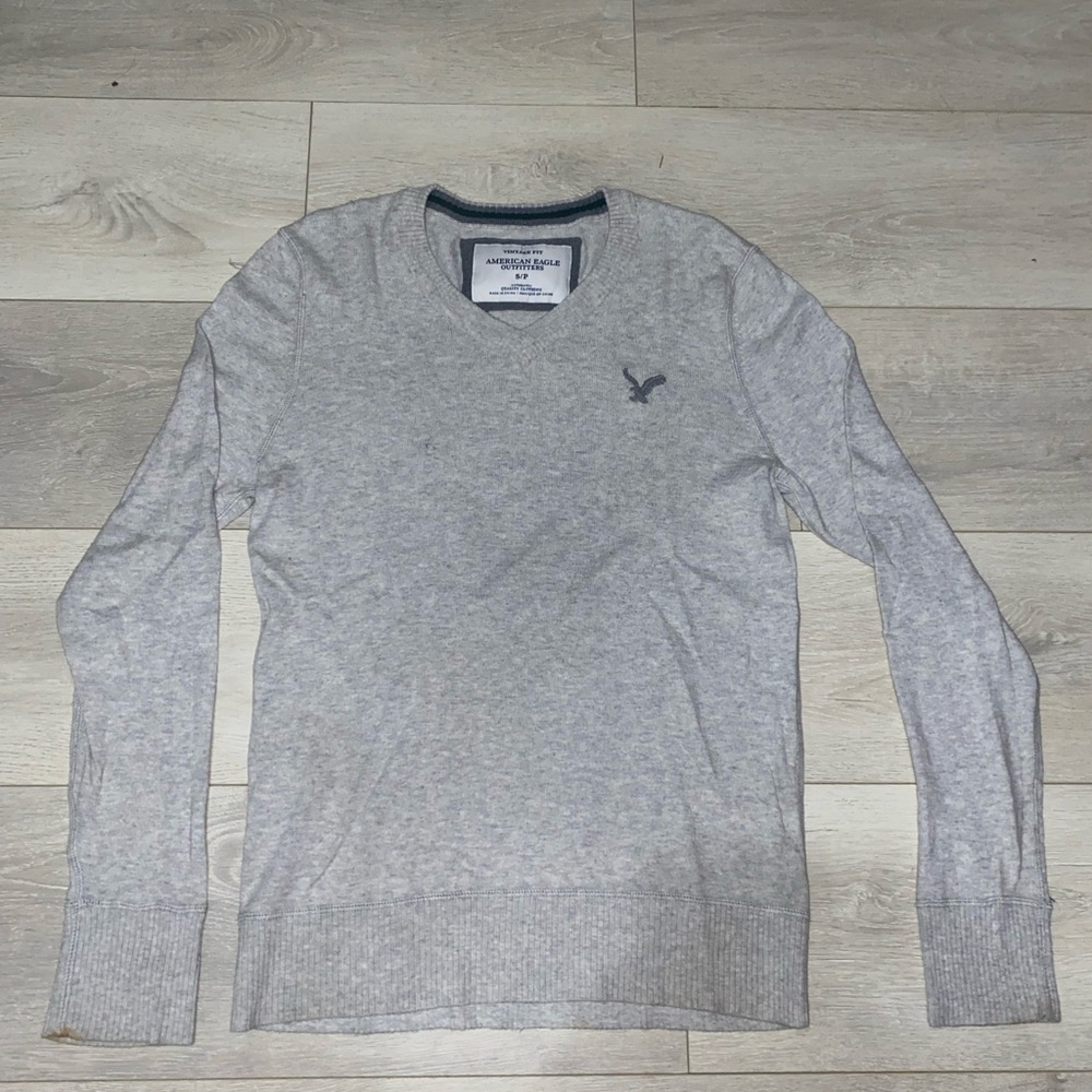 American eagle vintage grey sweater